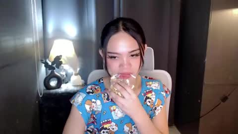 HI IM RONA DONT FORGET GIVE ME THUMBS UP AND JOIN TO MY FANCLUB online show from December 1, 6:30 pm