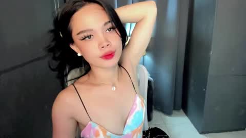 HI IM RONA DONT FORGET GIVE ME THUMBS UP AND JOIN TO MY FANCLUB online show from December 13, 9:35 am