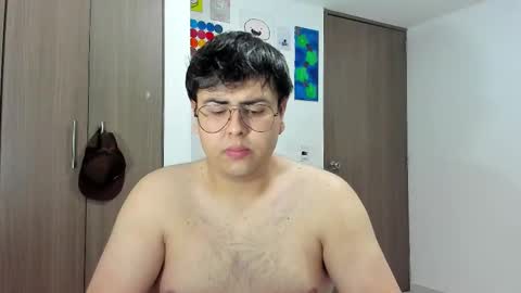 Snapshot of fuck_blow chatting on March 25, 3:23 am uwu online show from March 25, 3:23 am