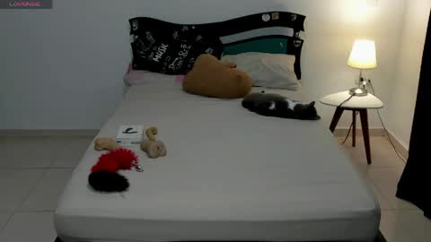 Snapshot of fuck_blow chatting on March 30, 1:28 am uwu online show from March 30, 1:28 am