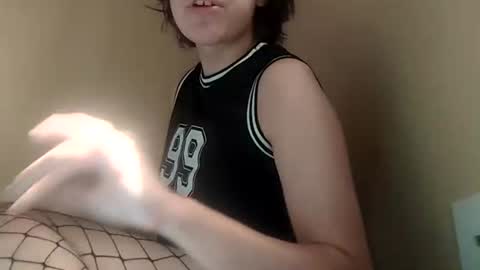 Snapshot of fuck_toy_max chatting on June 23, 6:28 pm fuck_toy_max online show from June 23, 6:28 pm