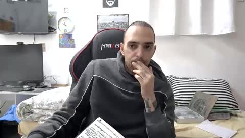 Snapshot of fuck_your_whore chatting on January 14, 7:58 am fuck_your_whore online show from January 14, 7:58 am