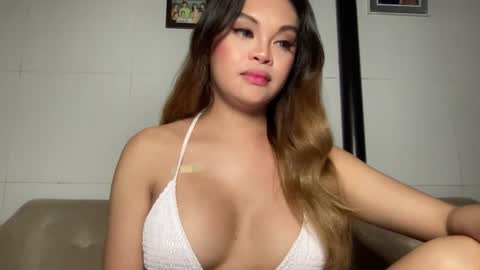 ella online show from December 21, 7:56 am
