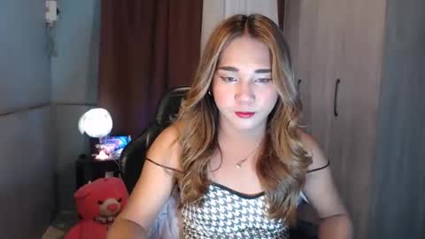 fuckercumm online show from March 17, 12:59 am