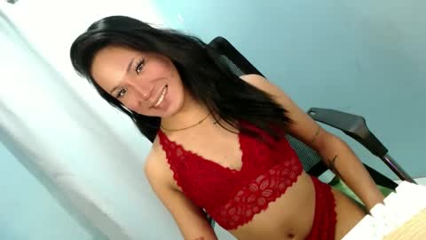 Snapshot of fuckerjenny8 chatting on February 9, 9:37 am sweetyJENNY online show from February 9, 9:37 am