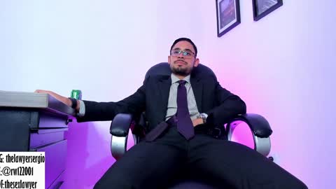 Snapshot of fuckerwate chatting on December 5, 10:34 pm SERGIO THE SEX LAWYER online show from December 5, 10:34 pm