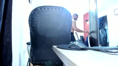 SERGIO THE SEX LAWYER online show from May 5, 5:15 am
