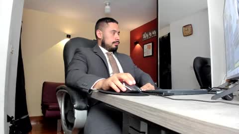 SERGIO THE SEX LAWYER online show from May 6, 2:08 am