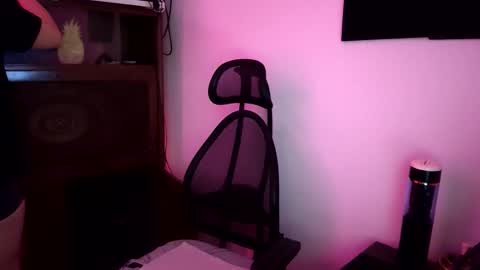 Tony online show from October 24, 7:16 am