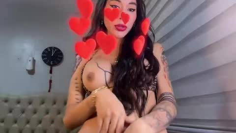 Snapshot of fuckgirl4you chatting on January 5, 3:53 am khalifa online show from January 5, 3:53 am