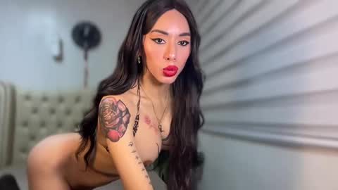 Snapshot of fuckgirl4you chatting on January 29, 11:14 pm khalifa online show from January 29, 11:14 pm