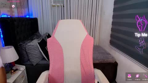 Snapshot of fuckingnaughtyjayde chatting on March 24, 7:30 pm JAYDE MARRIE online show from March 24, 7:30 pm