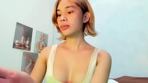 fuckingsexy143 online show from May 4, 2:46 pm