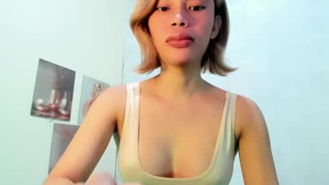 fuckingsexy143 online show from May 5, 2:52 am