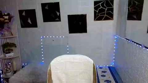 fuckme811826 online show from November 8, 10:26 am