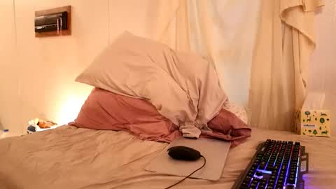 fuckmypussyplz1 online show from April 28, 10:48 pm