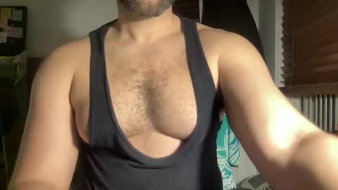Muscle Bear Jock in Training online show from February 14, 3:47 am