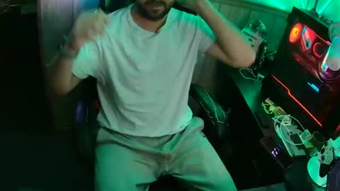 fufupop online show from November 29, 10:35 pm