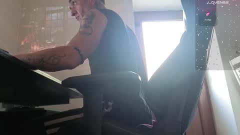 FullArtOfSex online show from November 11, 8:47 am