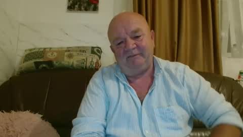 fullballs6 online show from November 12, 3:07 am