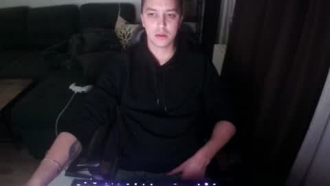 Snapshot of fululandready chatting on February 8, 7:37 am fullandready online show from February 8, 7:37 am