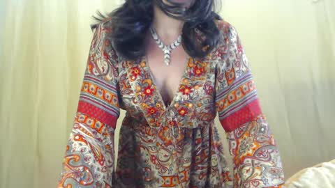 Snapshot of fun4tips chatting on January 15, 6:40 pm Fun4Tips online show from January 15, 6:40 pm