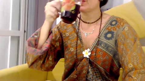 Snapshot of fun4tips chatting on February 17, 2:52 am Fun4Tips online show from February 17, 2:52 am