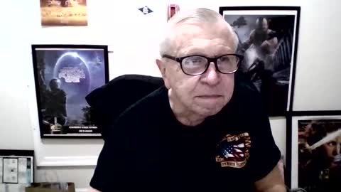 Snapshot of funclemike chatting on February 18, 3:52 pm funclemike online show from February 18, 3:52 pm