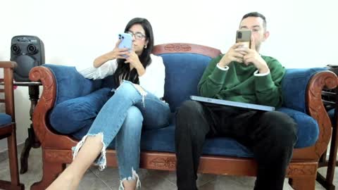 Snapshot of funcouple1985 chatting on December 13, 1:12 pm Sammygirl tommy guy friends with benefits online show from December 13, 1:12 pm