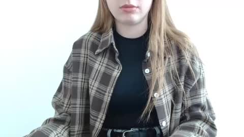 Emma online show from May 19, 7:04 am