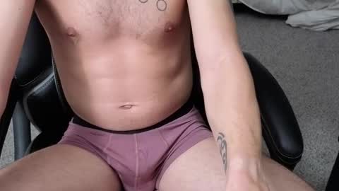 Snapshot of funkyfrank69 chatting on February 11, 5:23 am funkyfrank69 online show from February 11, 5:23 am