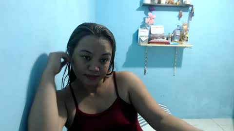 MAE online show from May 18, 2:51 am