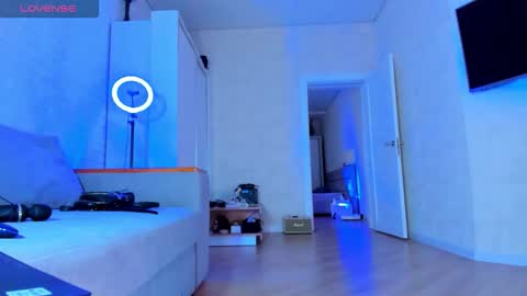 Snapshot of funny_blondi chatting on September 20, 1:23 pm Just yours blondi 3 online show from September 20, 1:23 pm