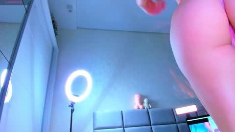 Snapshot of funny_blondi chatting on October 24, 1:13 am Just yours blondi 3 online show from October 24, 1:13 am