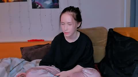 Snapshot of funny_bunny23 chatting on January 16, 3:27 pm Eva online show from January 16, 3:27 pm