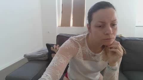 Snapshot of funservice chatting on February 20, 8:28 am funservice online show from February 20, 8:28 am