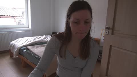 funservice online show from March 26, 8:42 am