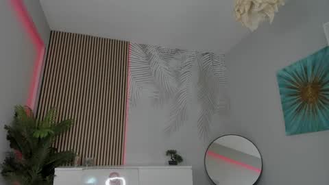 Jessy online show from May 16, 10:36 am