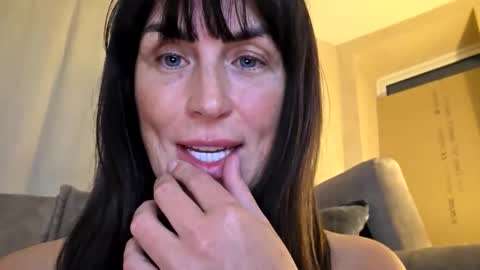 funtime25781821 online show from May 22, 9:09 pm