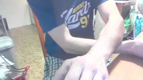 Snapshot of furtaky00 chatting on March 11, 11:04 pm furtaky00 online show from March 11, 11:04 pm