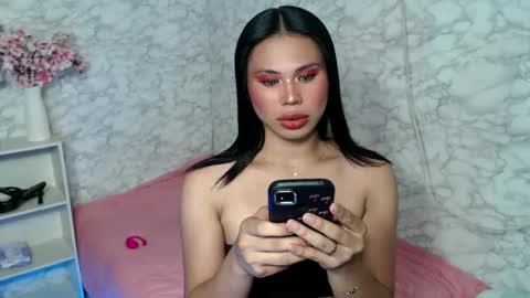 fuschiafucker online show from February 1, 6:00 am