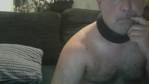Snapshot of futbolin95 chatting on December 19, 1:39 am futbolin95 online show from December 19, 1:39 am
