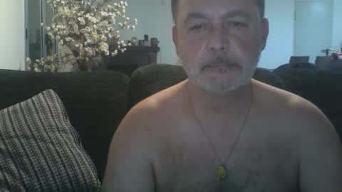Snapshot of futbolin95 chatting on December 31, 10:12 pm futbolin95 online show from December 31, 10:12 pm