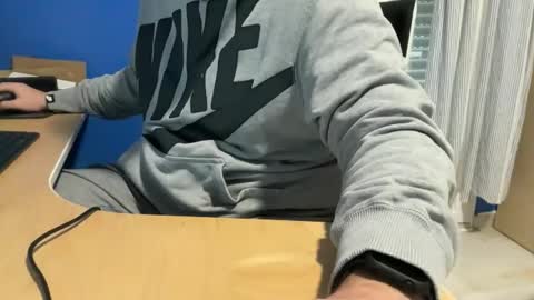 Snapshot of fuzitzu2 chatting on March 2, 7:59 am fuzitzu2 online show from March 2, 7:59 am