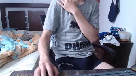 Snapshot of fvckhorneyguy chatting on March 7, 3:18 pm andrew online show from March 7, 3:18 pm