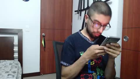 Snapshot of fvckhorneyguy chatting on March 11, 11:48 pm andrew online show from March 11, 11:48 pm