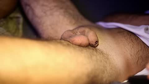 Snapshot of fvckinginfamouz chatting on September 27, 1:54 am The Chillest Daddy online show from September 27, 1:54 am