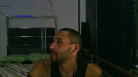 Snapshot of fvvkboyy chatting on February 17, 7:49 am fvvkboyy online show from February 17, 7:49 am