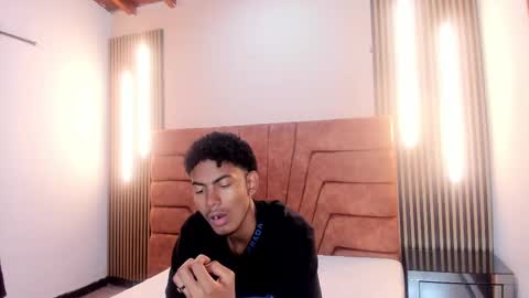 Snapshot of fykmor_2 chatting on September 29, 3:44 am fykmor online show from September 29, 3:44 am