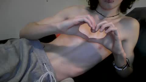 Snapshot of g0thplag chatting on December 8, 5:07 am g0thplag online show from December 8, 5:07 am